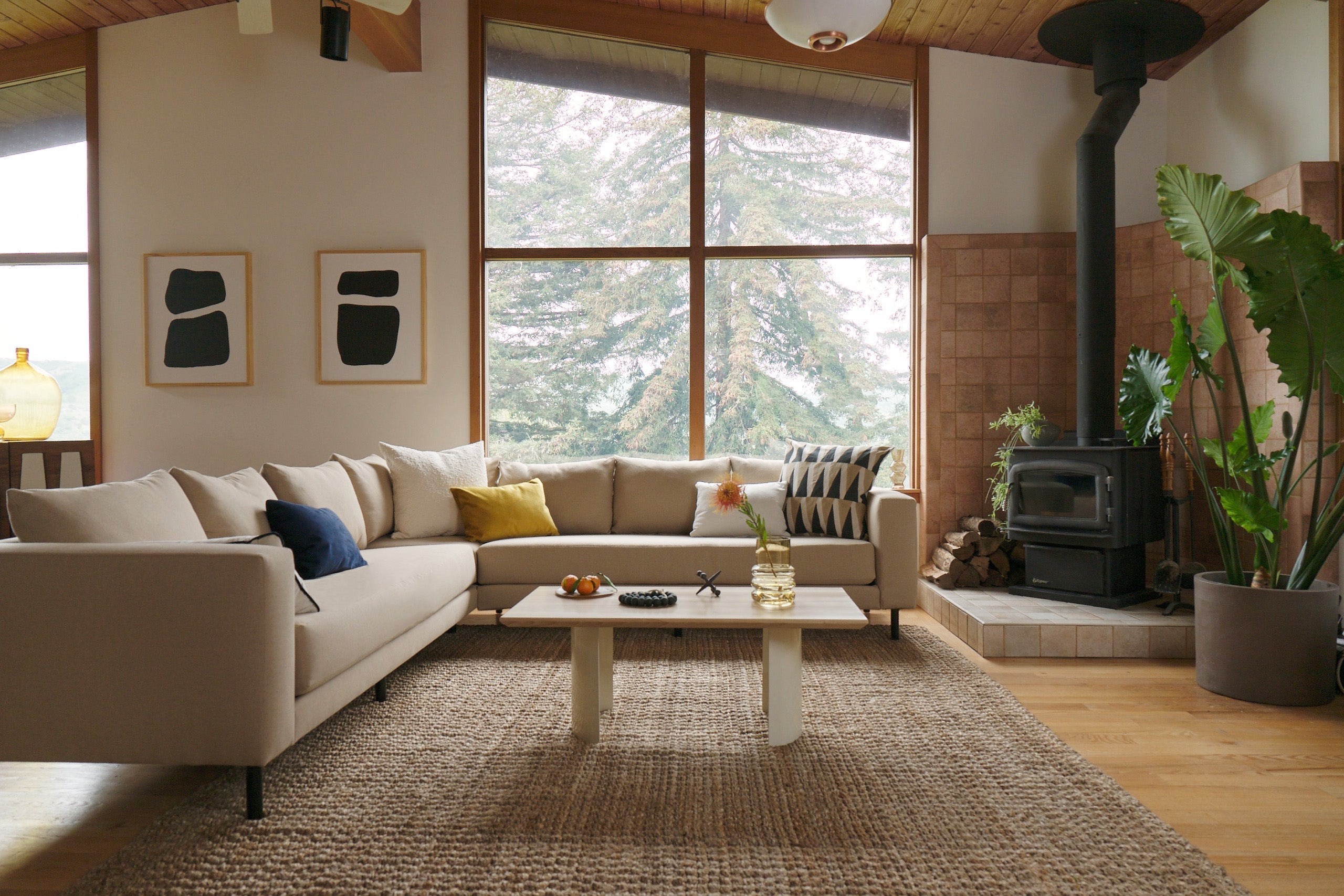 Sectional Sofa Buying Guide: How to Choose the Right Size for Your Space