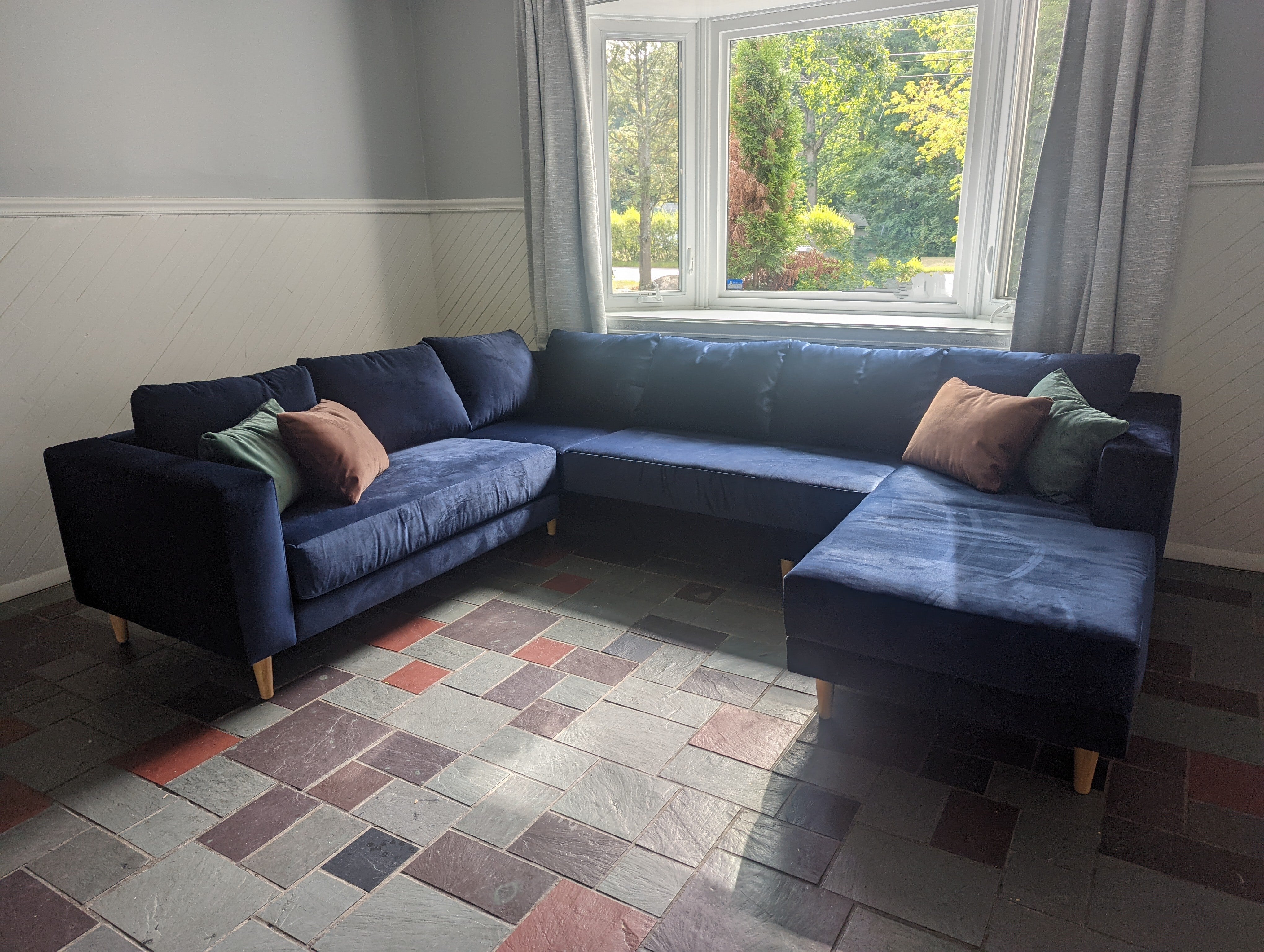 Secret Menu Living Room Seating Configurations With Sabai (9/6/2022)