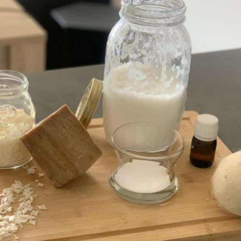 Natural Cleaning Products: How To Start A DIY Essential Kit (10/22/2021)