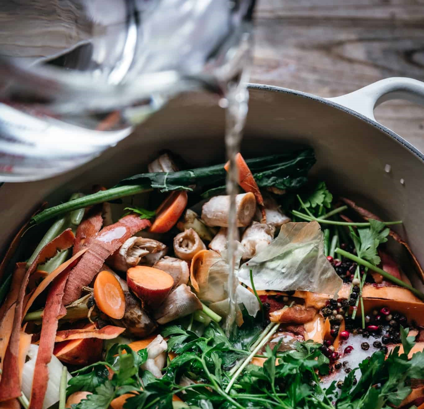 How to Make Vegetable Stock from Food Scraps (1/26/2023)
